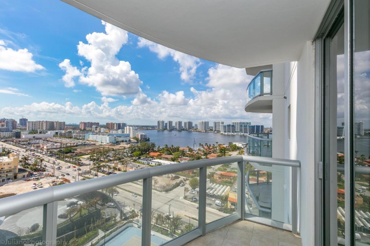 Ocean View 25Th Floor At Marenas Beach Resort By Ammosfl Miami Beach Exteriér fotografie